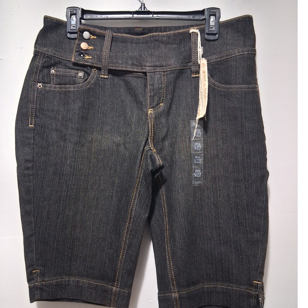 NWT Vtg Boom Boom Women Dark Wash Denim Bermuda Short Size 14W Wide Waistband